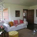 بيت للعطل Reetdachhaus Direkt Am Wasser