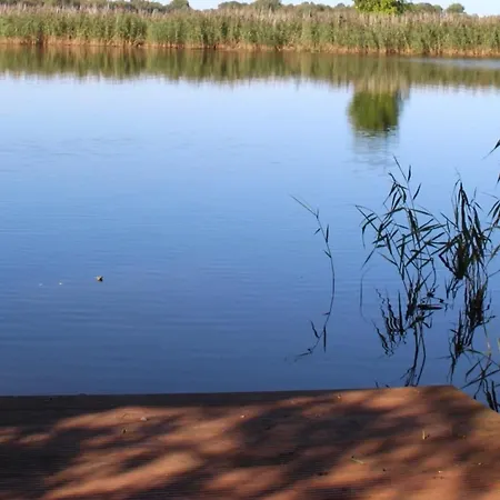 Reetdachhaus Direkt Am Wasser * Breiholz